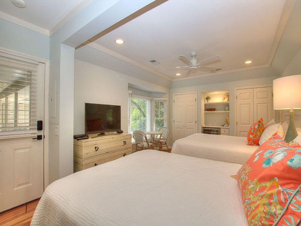 Oceanfront Vacation Home In Hilton Head Sleeps 17-20 Guests