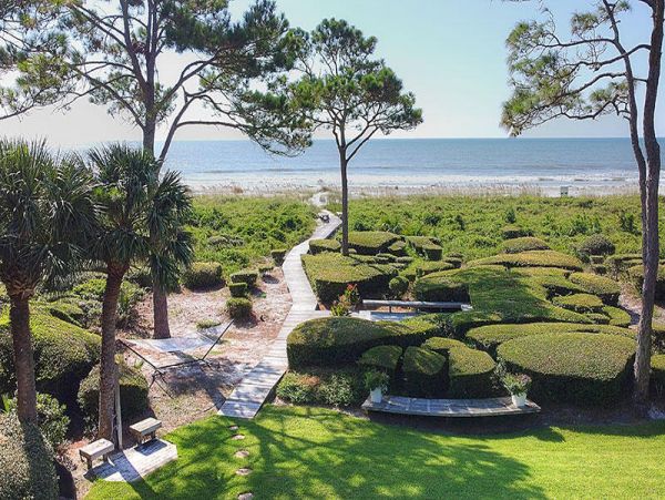 Oceanfront Vacation Home In Hilton Head Sleeps 17-20 Guests