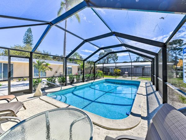 Lovely Manasota Key Vacation Home With Pool Sleeps 4 Guests