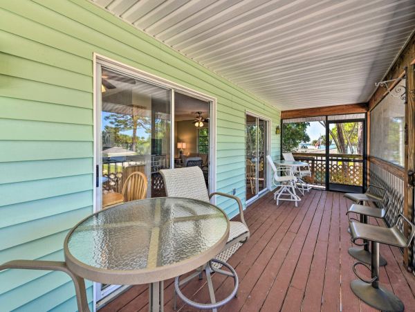 Lovely Manasota Key Vacation Home With Pool Sleeps 4 Guests