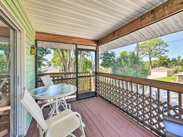 Lovely Manasota Key Vacation Home With Pool Sleeps 4 Guests