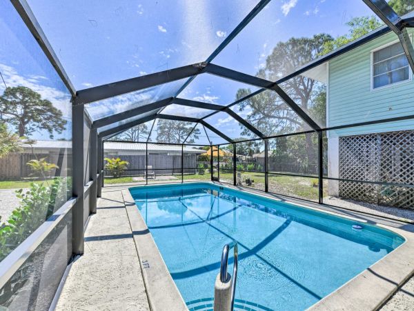 Lovely Manasota Key Vacation Home With Pool Sleeps 4 Guests