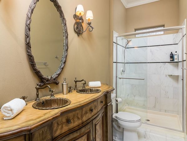 Phoenix Luxury Vacation Pool Home Sleeps Sixteen Guests
