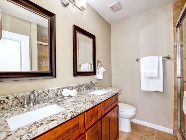Scottsdale Vacation Rental Sleeps 22 Guests Pool Home