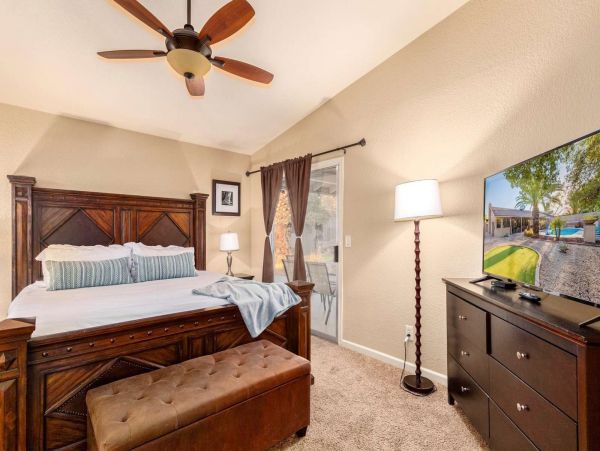 Scottsdale Five Bedroom Vacation Home Sleeps Up To 16 Guests