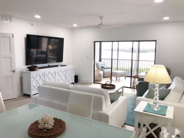 Elegant Vacation Condo in Longboat Key Two Bedrooms Sleeps 4