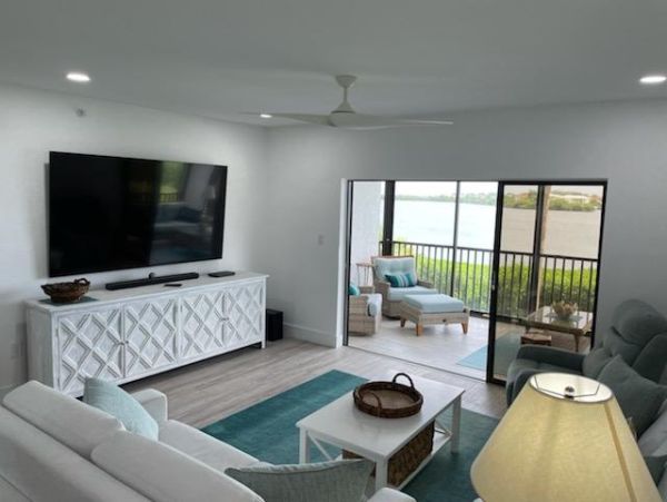 Elegant Vacation Condo in Longboat Key Two Bedrooms Sleeps 4