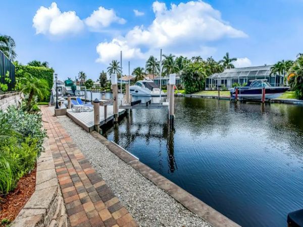 Four Bedroom Luxury Home with Pool in Marco Island