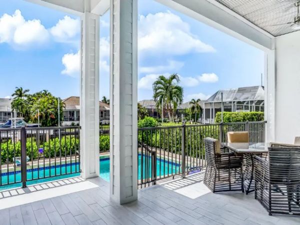 Four Bedroom Luxury Home with Pool in Marco Island