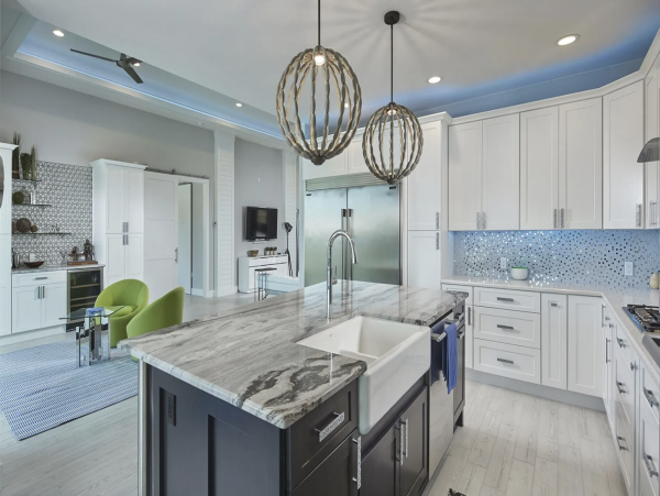 Four Bedroom Luxury Home with Pool in Marco Island