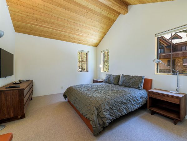 Luxury 5 Bedroom Vail Home Sleeps 12