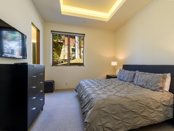 Luxury 5 Bedroom Vail Home Sleeps 12