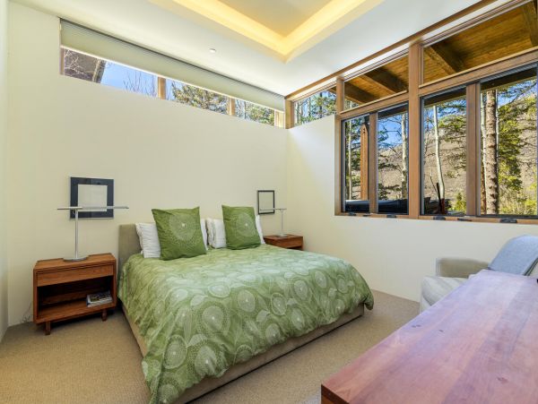 Luxury 5 Bedroom Vail Home Sleeps 12