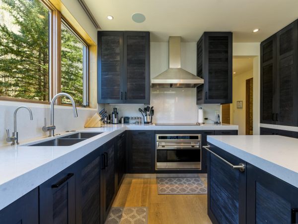 Luxury 5 Bedroom Vail Home Sleeps 12