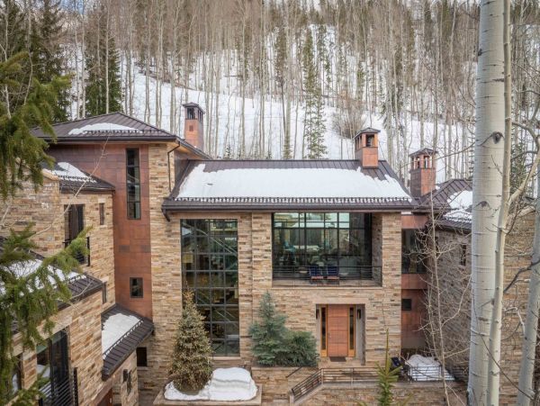 Vail 10,000 Sq Ft Luxury Ski Home Ski in Ski Out- This Home Has It All