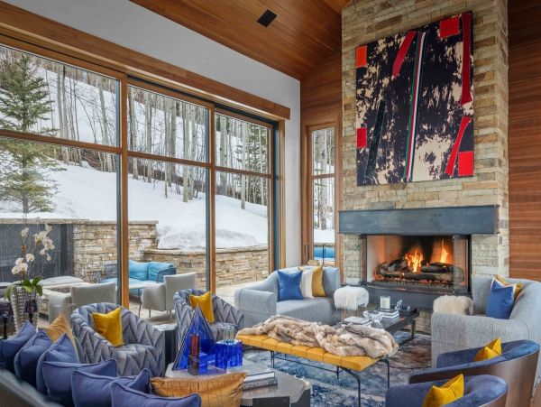 Vail 10,000 Sq Ft Luxury Ski Home Ski in Ski Out- This Home Has It All