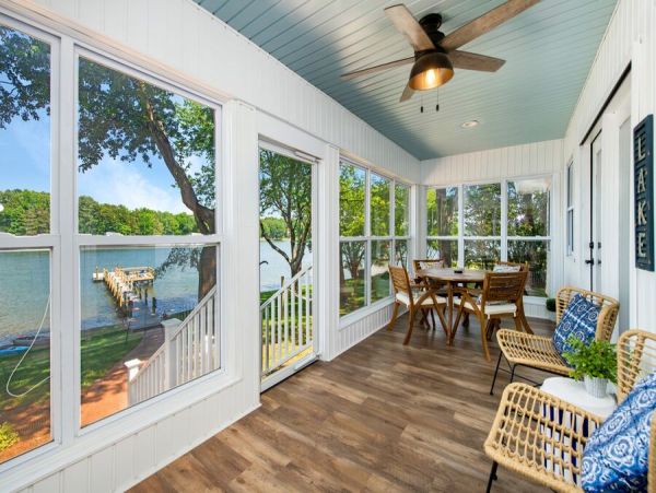 Lakefront North Carolina Modern Vacation Home 10 Guests