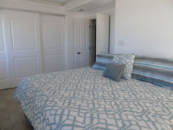 Spectacular Views Await You In This Vacation Condo 6 Guests