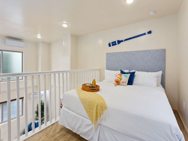 San Diego Beach Communities North Home 995631