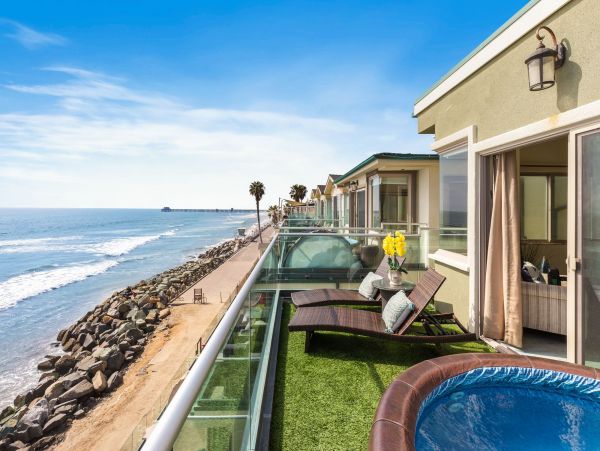 San Diego Beach Communities North Condo 995633