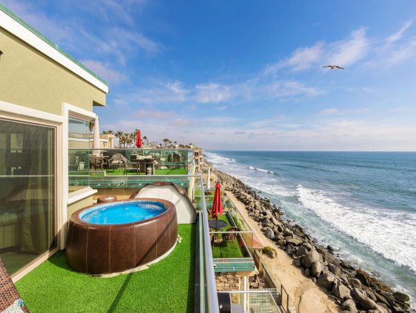 San Diego Beach Communities North Condo 995633
