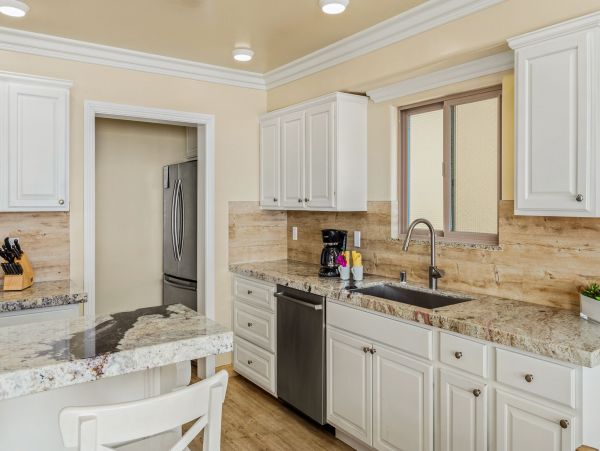 San Diego Beach Communities North Condo 995633