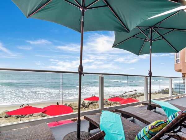 San Diego Beach Communities North Condo 995636