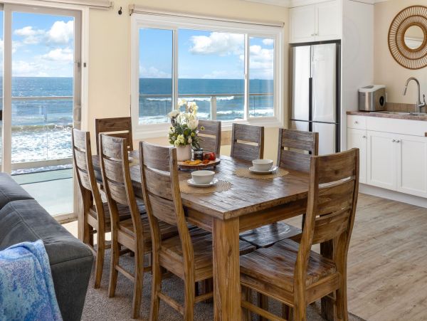 San Diego Beach Communities North Condo 995636