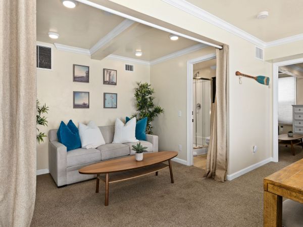 San Diego Beach Communities North Condo 995636