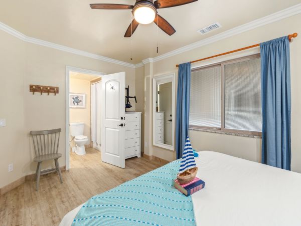 San Diego Beach Communities North Condo 995639