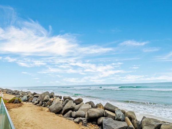 San Diego Beach Communities North Condo 995639