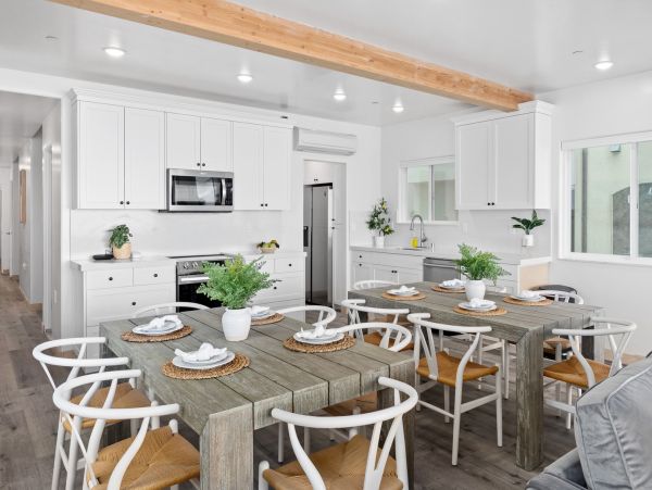 Oceanside Beachfront Vacation Rental Sleeps 14 Guests