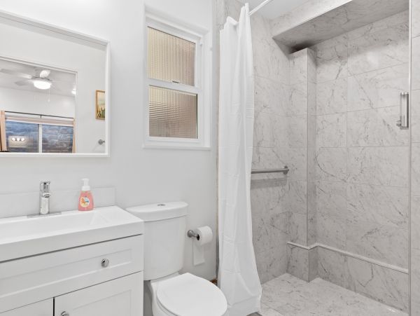 Oceanside Beachfront Vacation Rental Sleeps 14 Guests