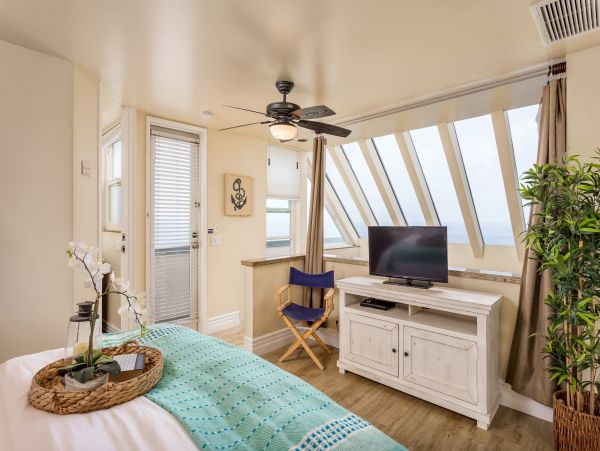 San Diego Beach Communities North Condo 995644