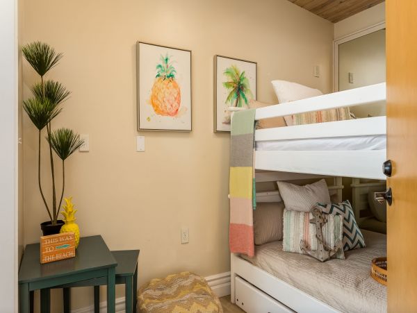 San Diego Beach Communities North Condo 995644