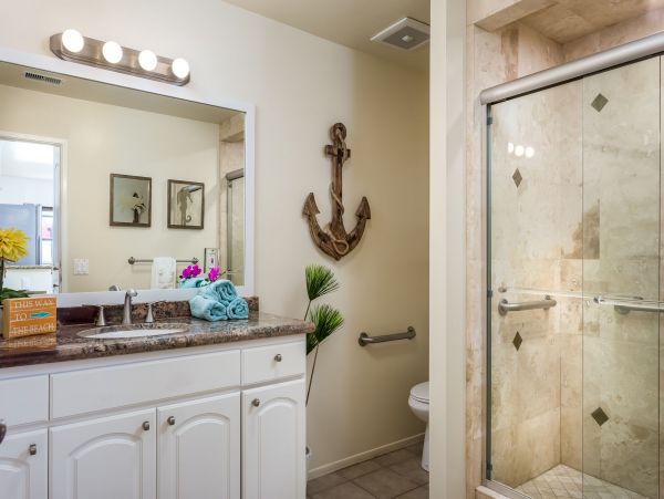 San Diego Beach Communities North Condo 995644
