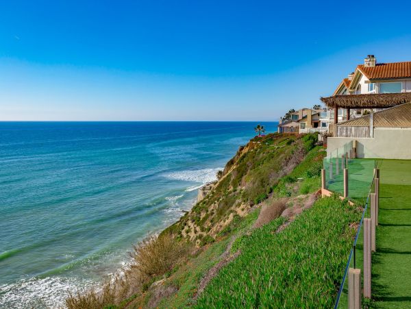San Diego Beach Communities North Condo 995644
