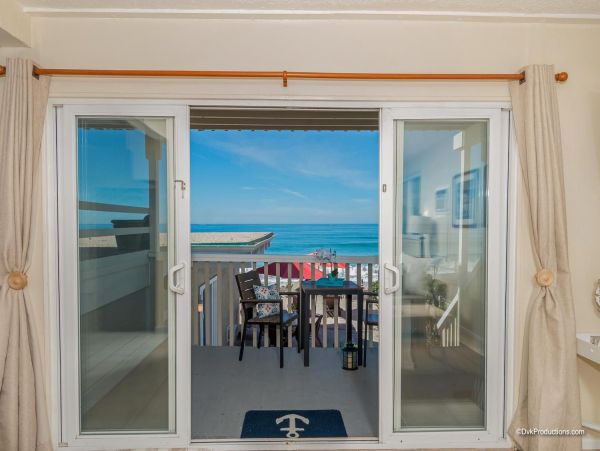 San Diego Beach Communities North Condo 995645
