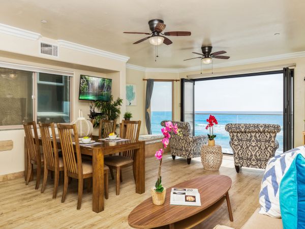San Diego Beach Communities North Condo 995647