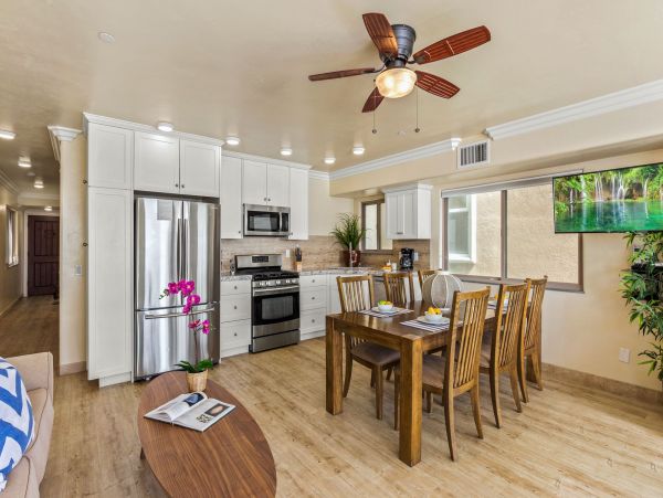 San Diego Beach Communities North Condo 995647
