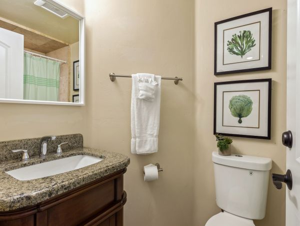 San Diego Beach Communities North Condo 995647