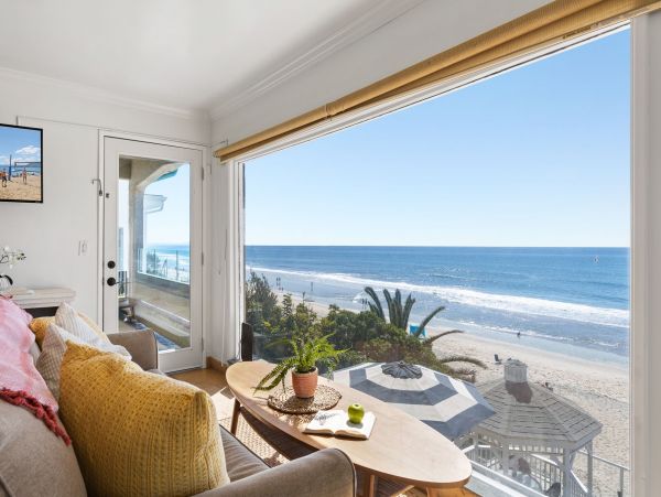 San Diego Beach Communities North Home 995648