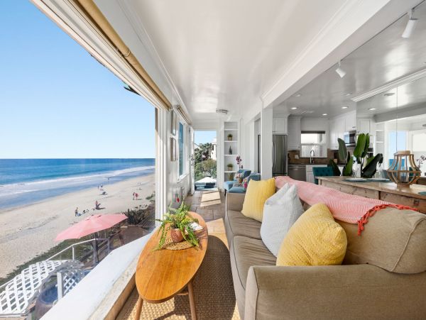San Diego Beach Communities North Home 995648