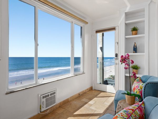 San Diego Beach Communities North Home 995648