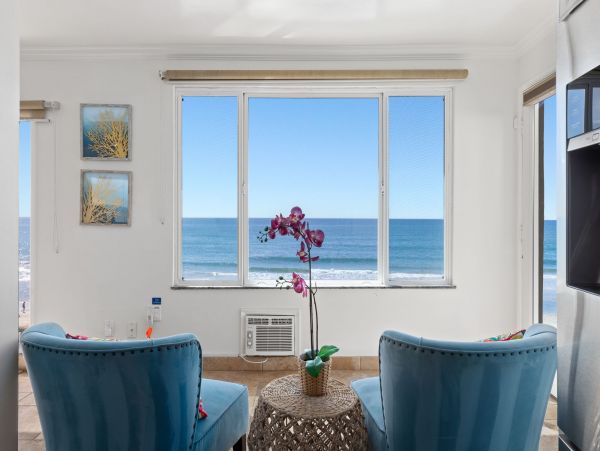 San Diego Beach Communities North Home 995648