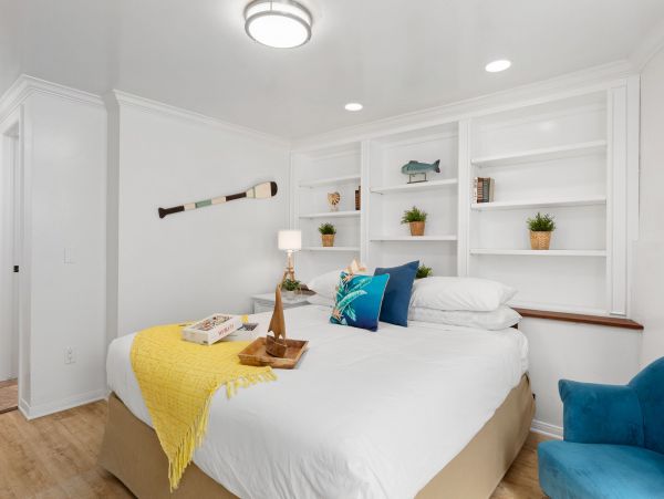 San Diego Beach Communities North Home 995648