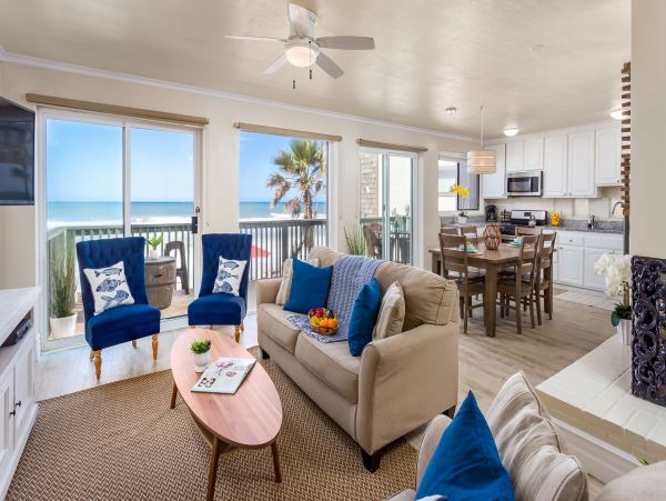 San Diego Beach Communities North Condo 995651