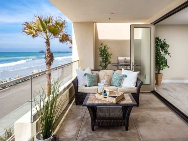 San Diego Beach Communities North Condo 995652