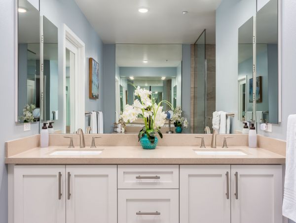 San Diego Beach Communities North Condo 995652