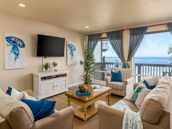 San Diego Beach Communities North Condo 995654